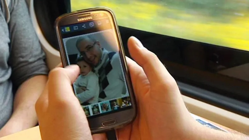 Syřan Abdulrrzaq s dcerou