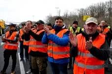 Evropská komise odpovídá na protesty farmářů. Chce jim zjednodušit předpisy