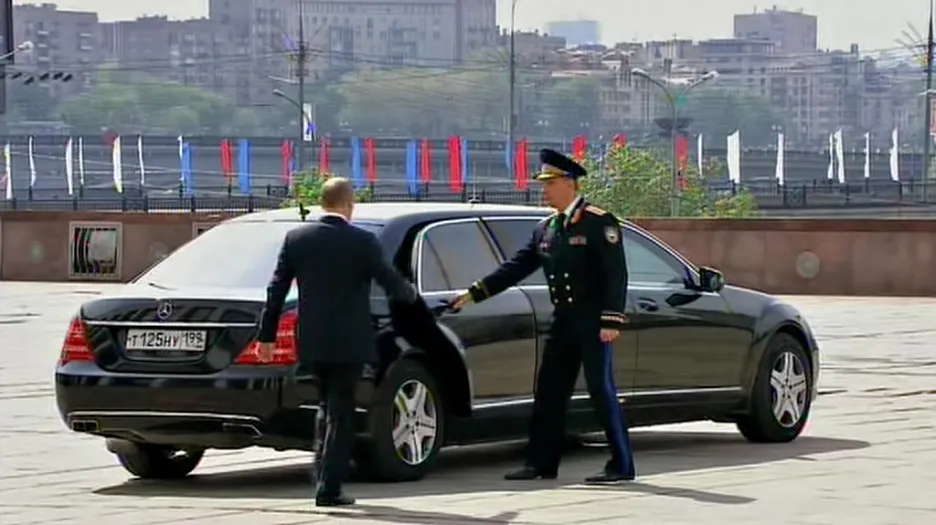 Prezident Putin přestane používat auto, aby ulevil dopravě