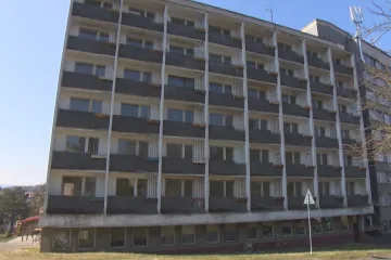 Ministerstvo pro místní rozvoj chce dát miliony na opravy či stavby obydlí. Obcím to má pomoci s běženci