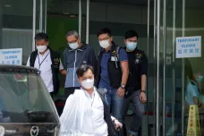 Hongkongská policie obvinila šéfredaktora deníku Apple Daily ze spiknutí