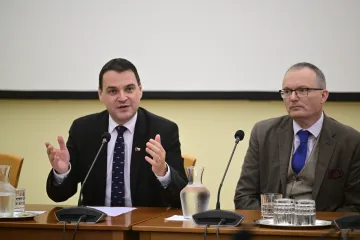 Macinka vidí potenciál k rozšíření Českých center
