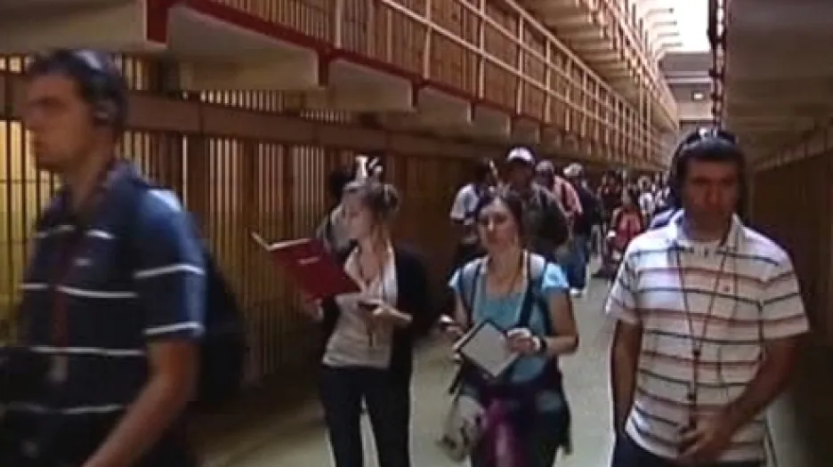 Návštěvníci Alcatrazu