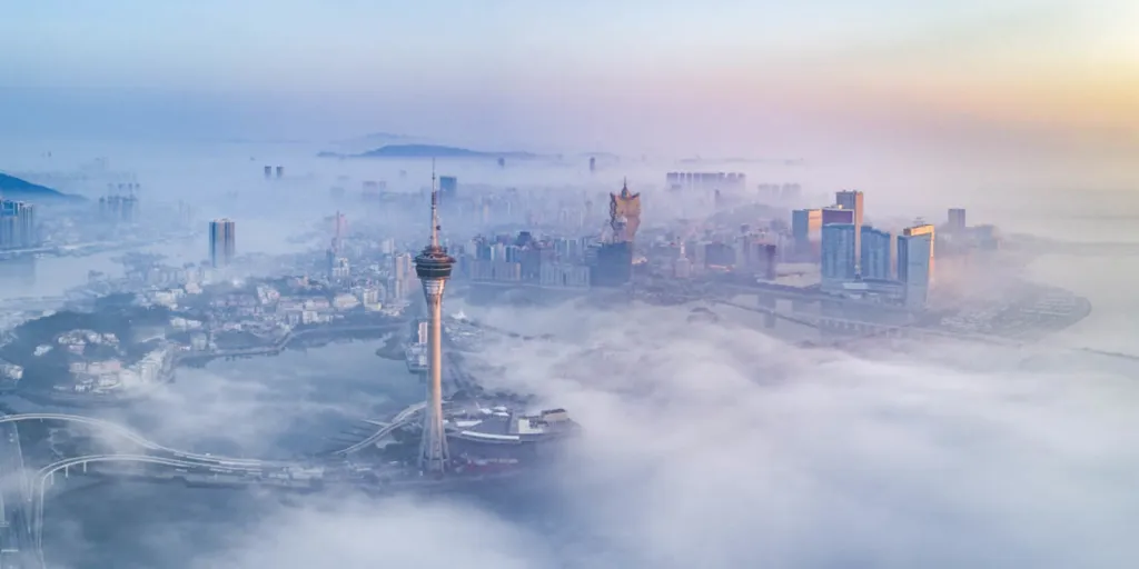 2. místo v kategorii amatérů Prostředí města a architektura. Macao, Čína