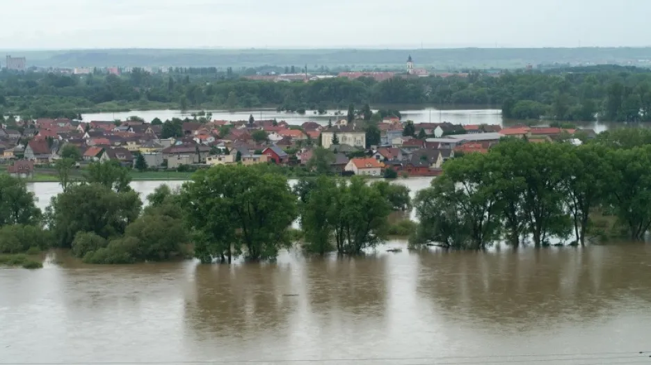 Pohled na České Kopisty a Terezín