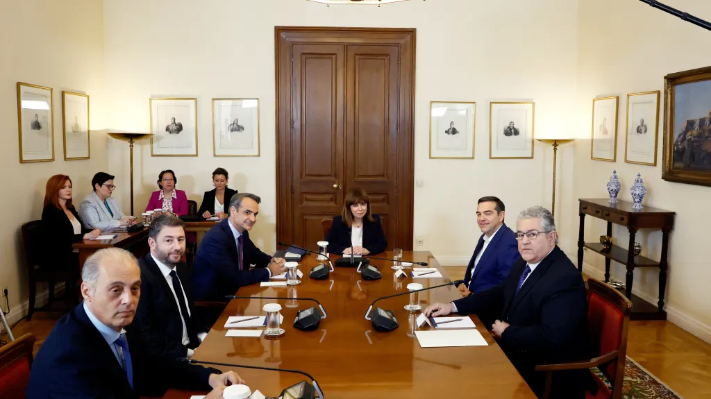 Řecká prezidentka se sešla s lídry politických stran
