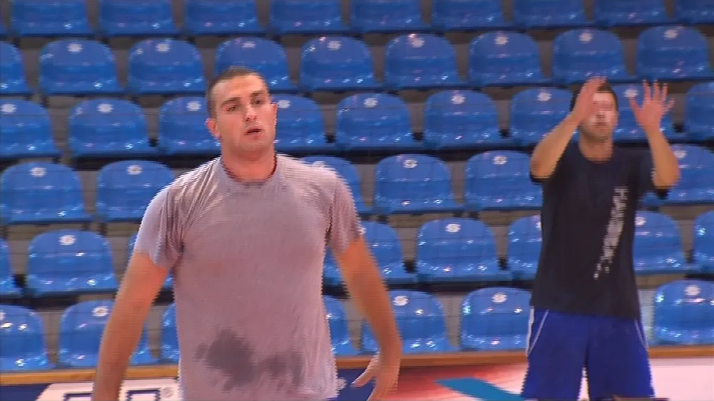 Pomoci by v extralize měla i srbská spojka Antonij Pavič