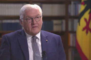 Měli jsme více naslouchat. Německo se stále vyrovnává s invazí na Ukrajinu, řekl Steinmeier v exkluzivním rozhovoru pro ČT