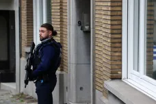 Policie zneškodnila v Bruselu muže podezřelého z vraždy švédských fotbalových fanoušků