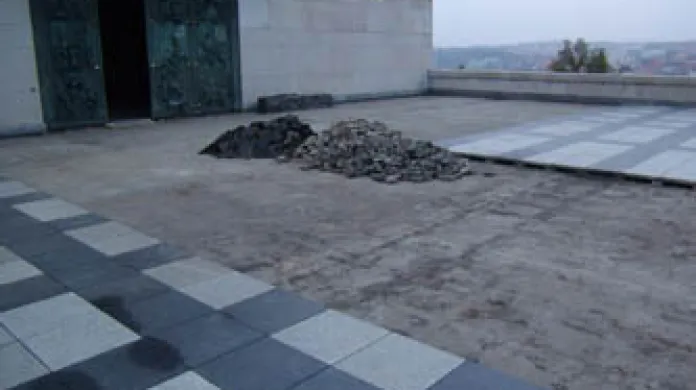 Rekonstrukce památníku na Vítkově