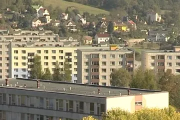 V ústeckém Mojžíři se stupňují obavy z napadení, restaurace ani nechce na sídliště vozit pizzu