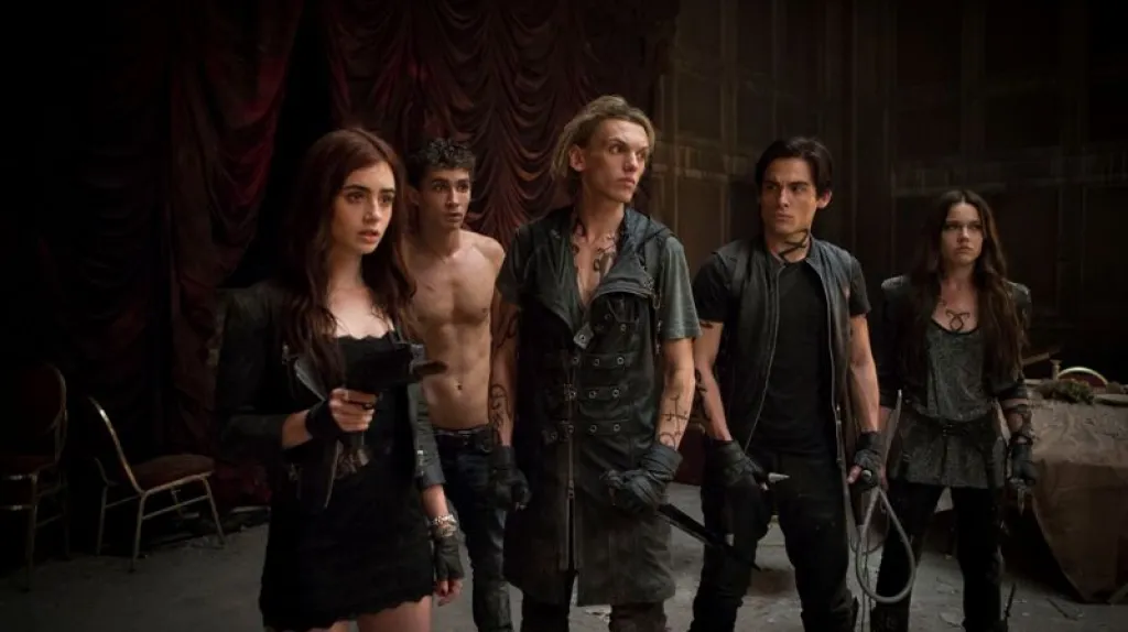 Mortal Instruments: Město z kostí