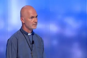 Křesťanskou identitu už lidé ztratili. Strach z muslimů pramení z nejistoty, říká kněz a misionář z Pákistánu