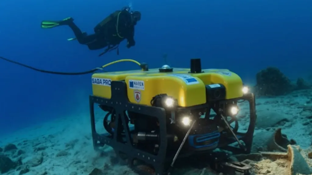 Podmořský archeologický robot