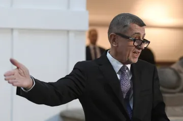 Babiš podá kvůli zakázce na dálniční známky trestní oznámení. Asseco CE je ochotné smlouvu zrušit