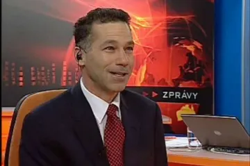 „Musíme se naučit jak jednat konstruktivně,“ říká americký vyjednavač William Ury