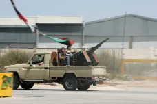 Libyjská vláda uznávaná OSN získala plnou kontrolu nad Tripolisem