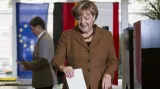 Volby v Německu vyhrála CDU/CSU kancléřky Merkelové