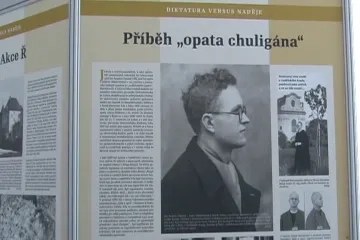 Výstava Diktatura versus naděje v Boskovicích