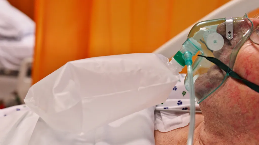 Ilustrační fotografie: Pacient s covidem-19