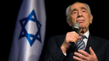Světla a stíny Perese pohledem Ireny Kalhousové