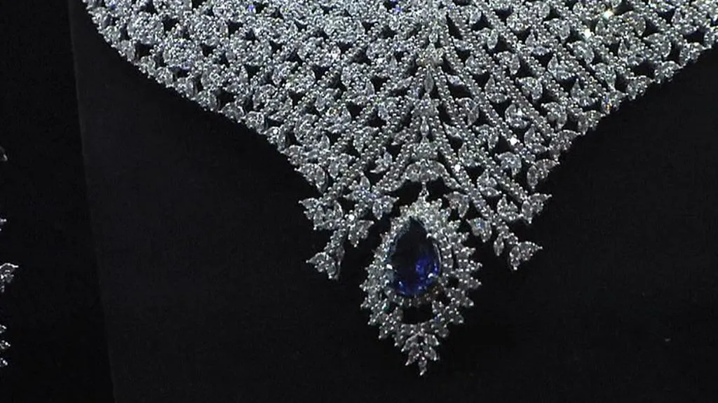 Šperky na indickém veletrhu