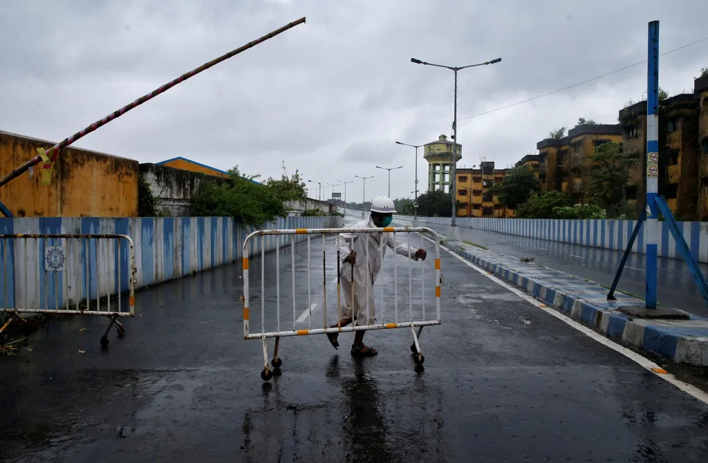 Cyklon Amphan v Indii a Bangladéši