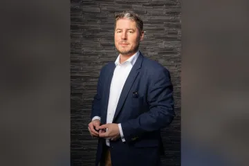 Profil europoslance Martina Hlaváčka