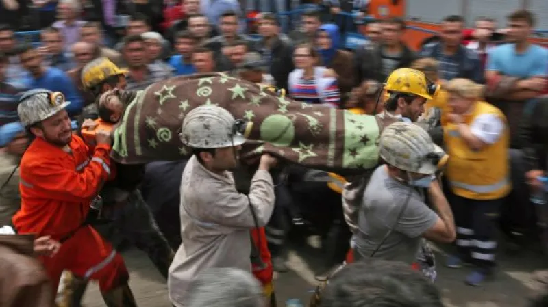 Naděje na záchranu horníků klesá každou minutu