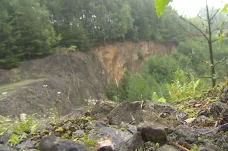 Lidé se obávají další těžby čediče v Chuchelně. Povolení je i po letech stále platné