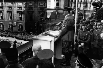 Balkon v Hofburgu, na kterém vystoupil Hitler, by mohl být v rámci osvěty otevřen veřejnosti