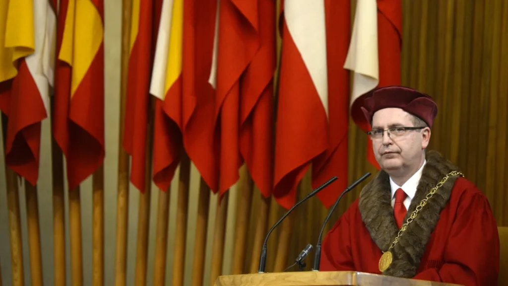 Rektor Univerzity Karlovy Tomáš Zima