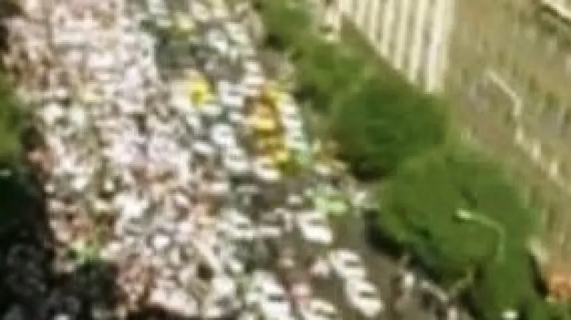 Demonstrace v Teheránu za oběti nepokojů