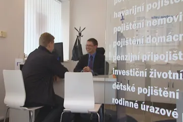 Zájem o investiční životní pojištění klesá. Část poslanců mu chce navíc zrušit státní podporu