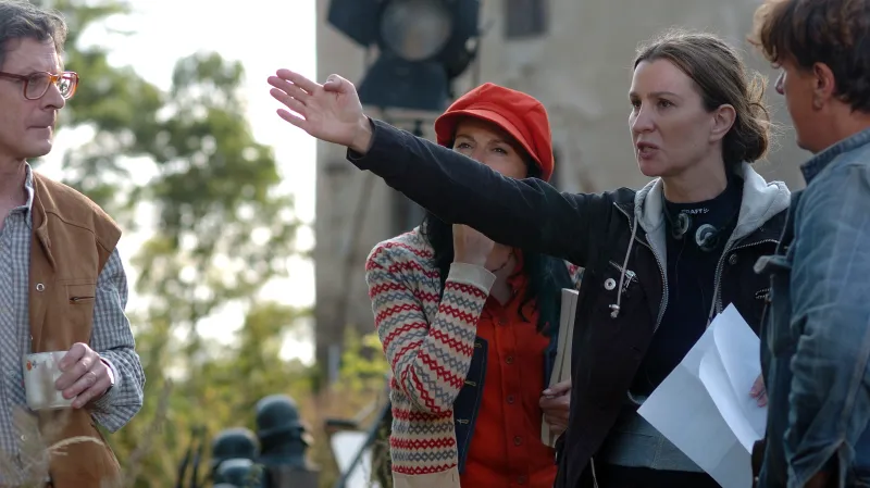 Irena Pavlásková při natáčení filmu Zemský ráj to napohled