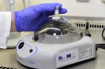 Olomoučtí vědci představili nový screeningový test na covid-19. Je prý levný, rychlý a citlivý