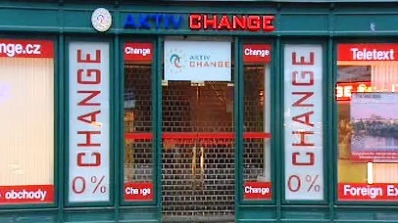 Policisté prohledávali kvůli podezření z praní špinavých peněz prostory směnárny Aktiv Change