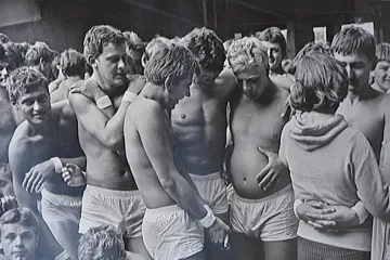 Schizofrenní normalizace ve fotografiích