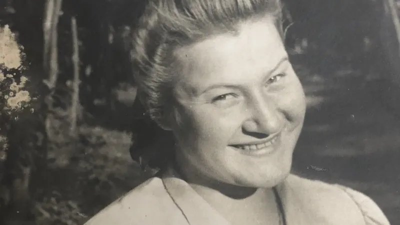 Milada Tomková (poválečná fotografie)