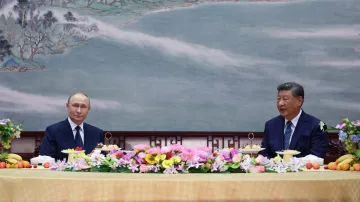 Čínský prezident Si Ťin-pching s ruským vládcem Vladimirem Putinem
