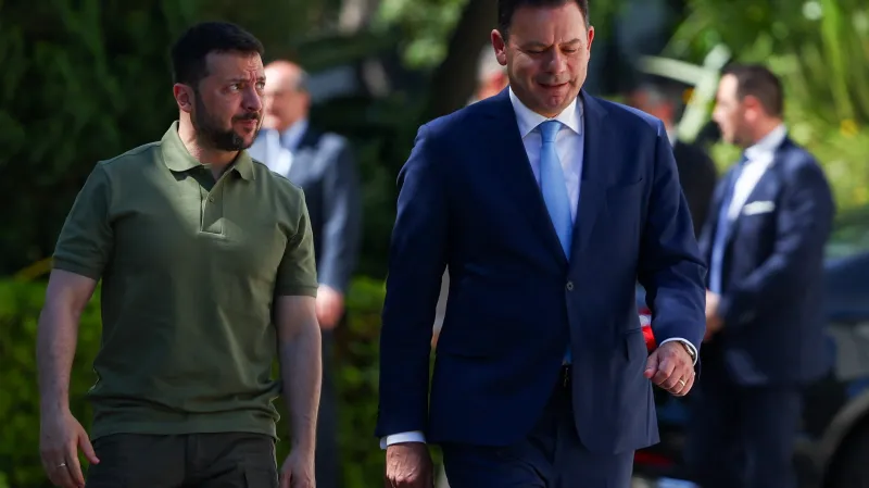 Volodymyr Zelenskyj před jednáním s Luisem Montenegrem