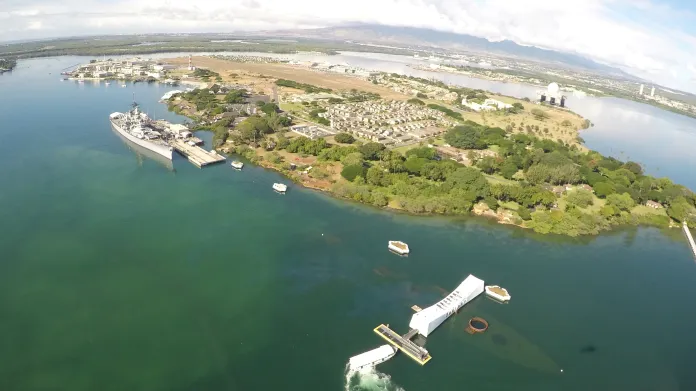 Letecký pohled na Pearl Harbor v roce 2016