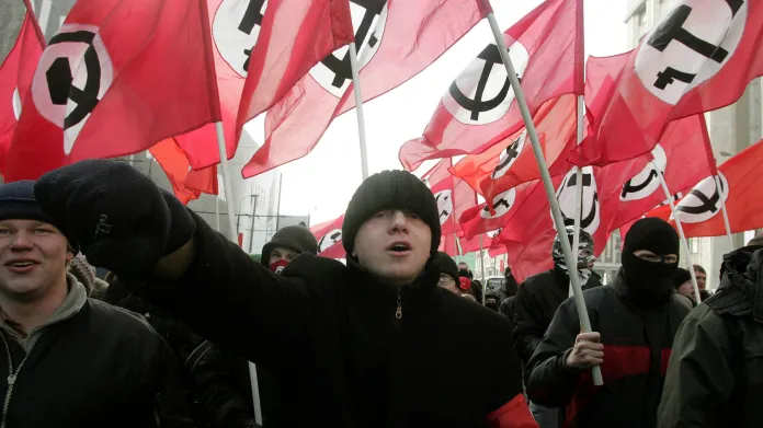 Demonstrace Národních bolševiků v roce 2005