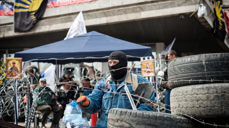Barikády před radnicí v Doněcku