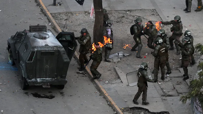 Zásah proti demonstrantům v Chile