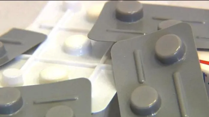 UDÁLOSTI: Potratovou pilulku objednalo už přes 30 nemocnic