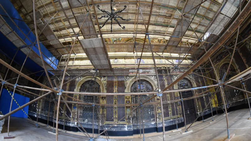 Restaurátorské práce ve freskovém sále