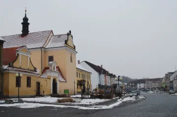 Protivín nezákonně omezoval vystupování zastupitele, rozhodl soud