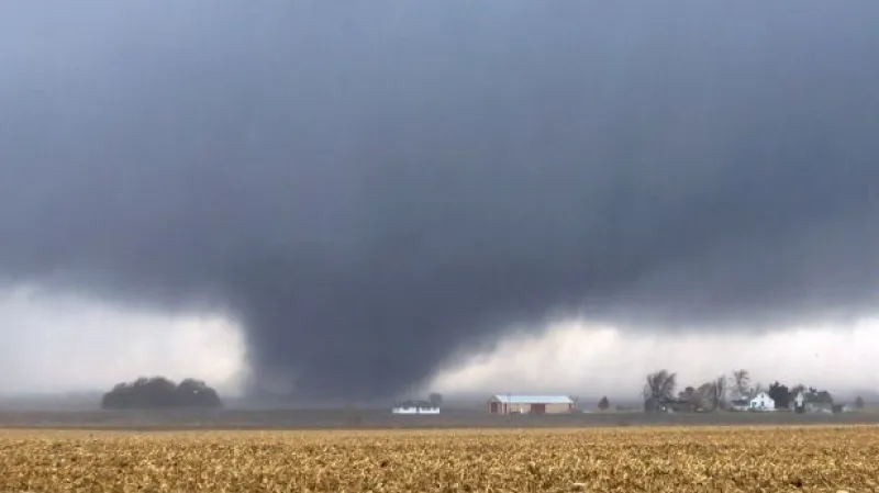 Události: Spojené státy zasáhly desítky tornád