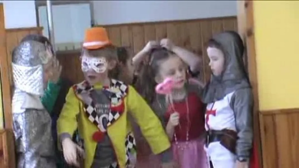 Děti z Poběžovic slaví masopust